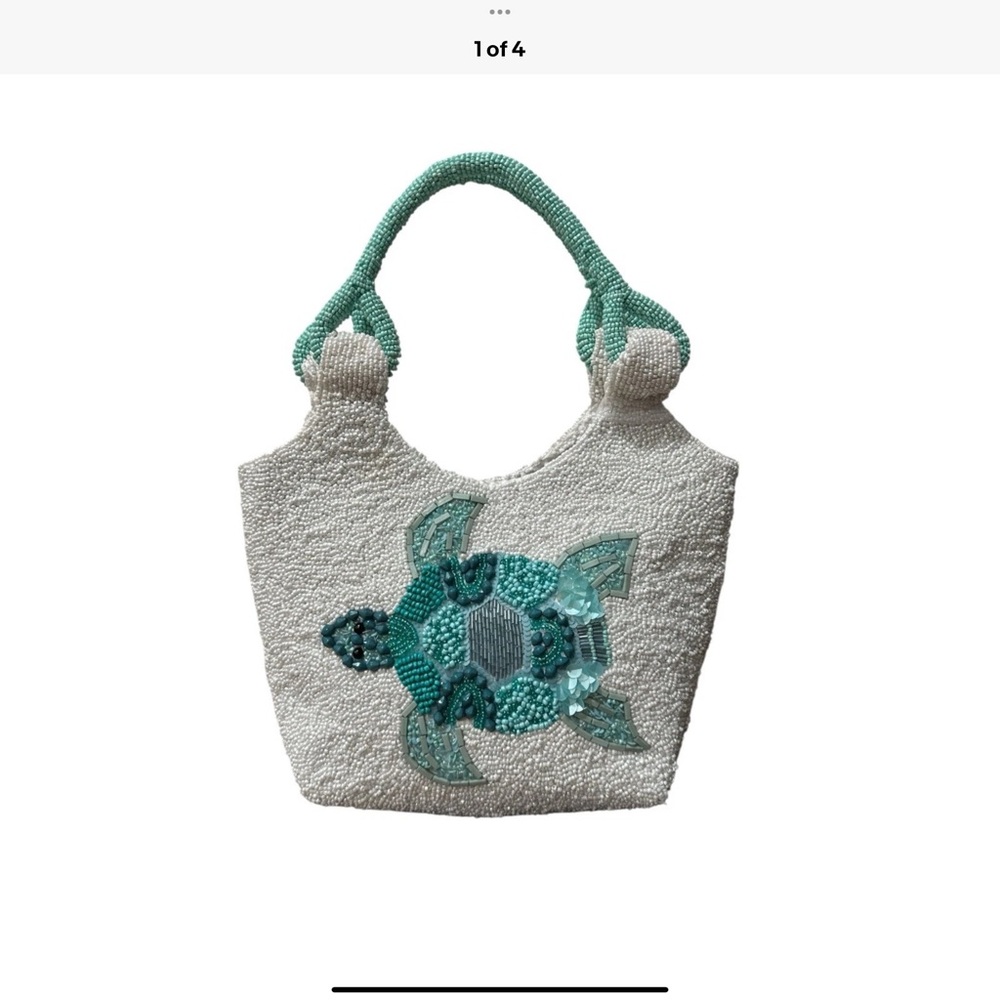 Beaded Turtle Design Shoulder Bag - White and Green